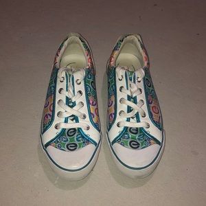 Women’s sneakers